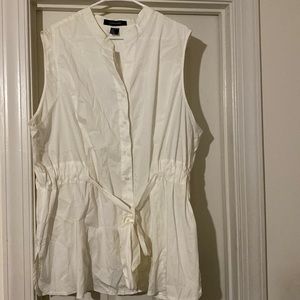Brand new !!! White sleeveless blouse